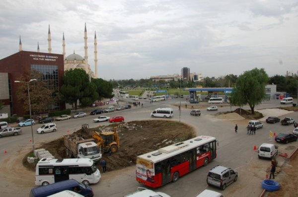 "AKILLI DOKUNUŞ" KÜLTÜR SİTESİ KAVŞAĞINDA