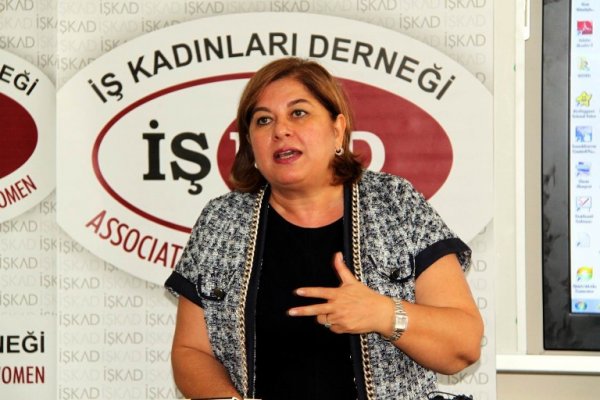 TÜRKMEN: "KADINA YÖNELİK ŞİDDET TOPLUMUN UTANCIDIR" 